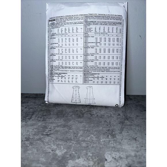 McCalls 6098 Shift Style Dress Girls Size 7 10 Sewing Pattern Midi Above Knee - Picture 2 of 3